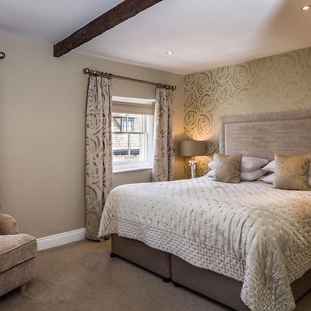 The Lake Isle Restaurant With Rooms Uppingham Exterior foto
